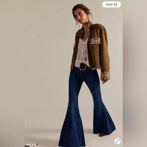 We The Free Extreme Flare Lace-Up Back Dark Denim Stretch Jeans Size 31